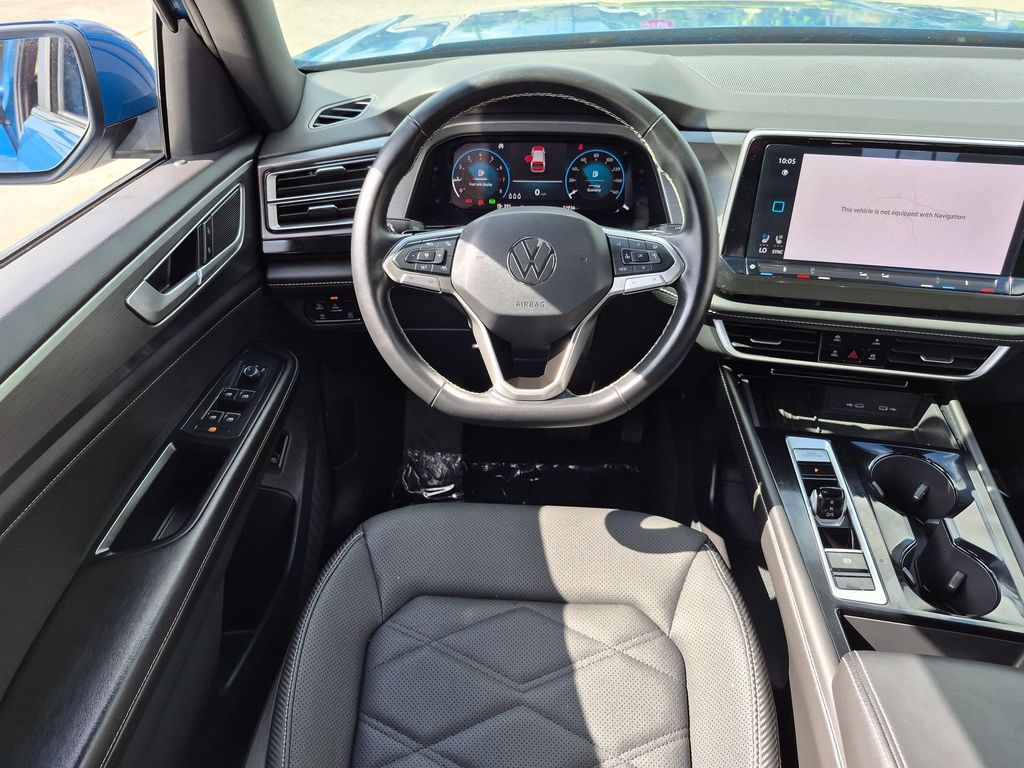 2025 Volkswagen Atlas Cross Sport SE w/Tech - Photo 24