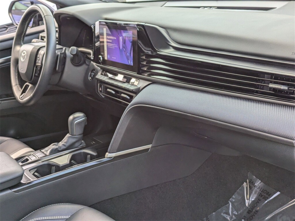 Thumbnail: 2025 Toyota Camry - 32