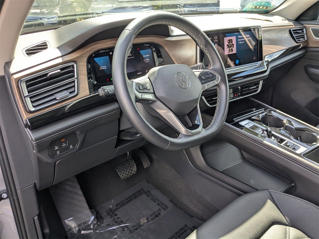 Thumbnail: 2025 Volkswagen Atlas - 13