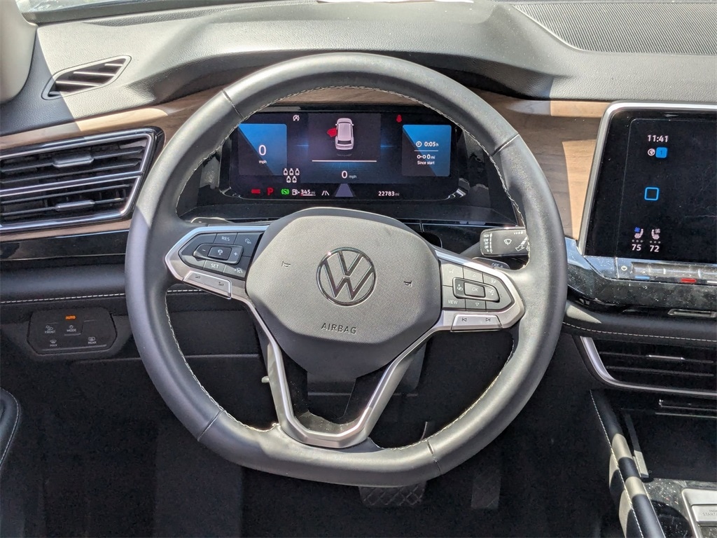 Thumbnail: 2024 Volkswagen Atlas - 24