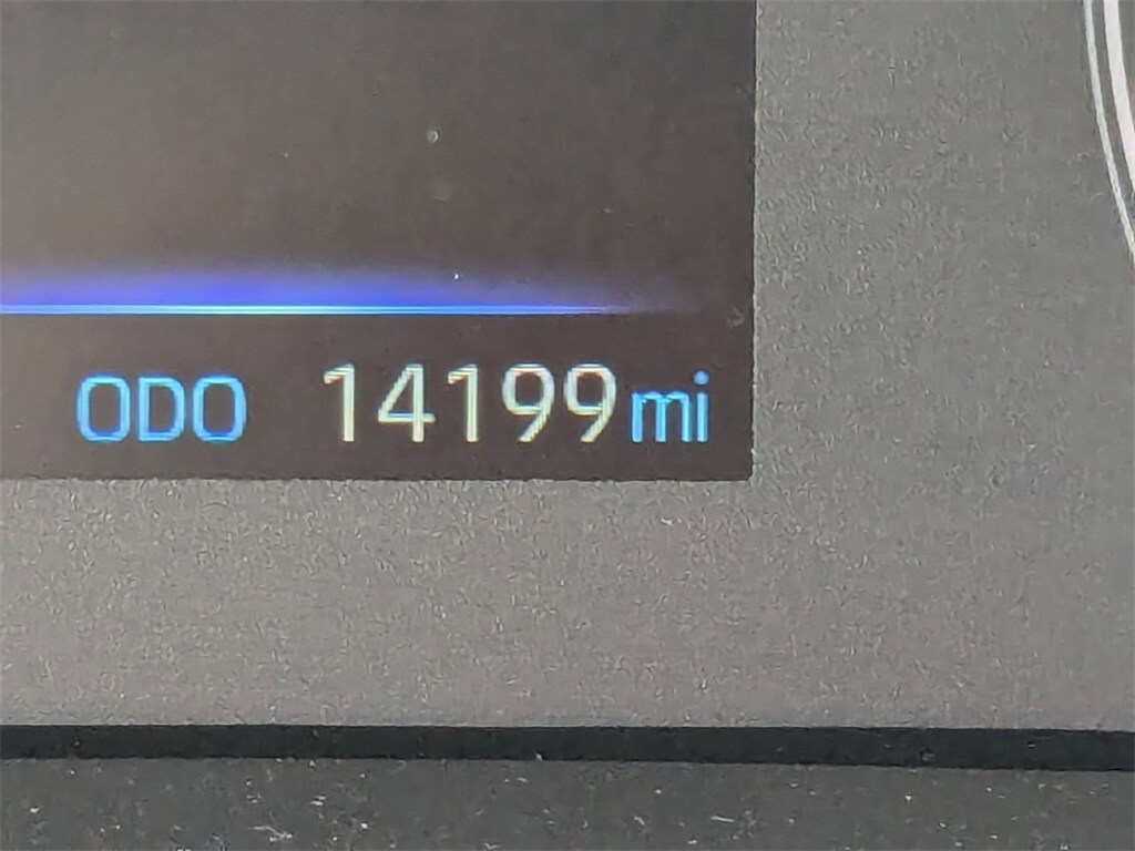 Thumbnail: 2025 Toyota Corolla - 16