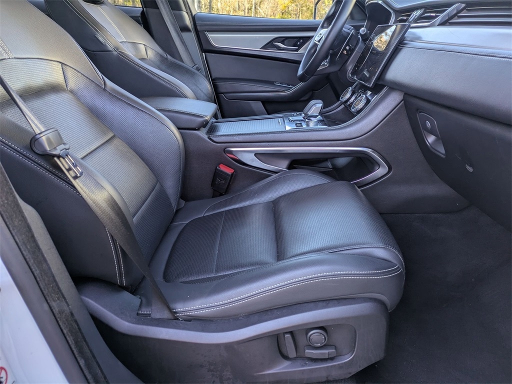 Thumbnail: 2024 Jaguar F-Pace - 27