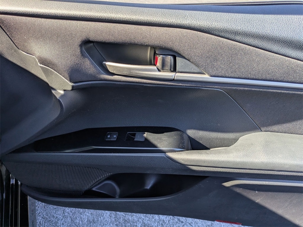 Thumbnail: 2025 Toyota Camry - 27