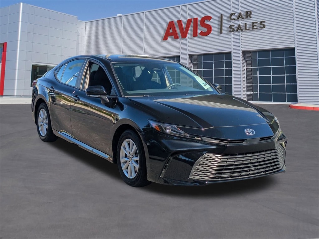 Thumbnail: 2025 Toyota Camry - 3