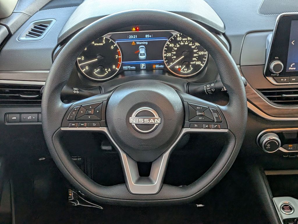 Thumbnail: 2025 Nissan Altima - 24