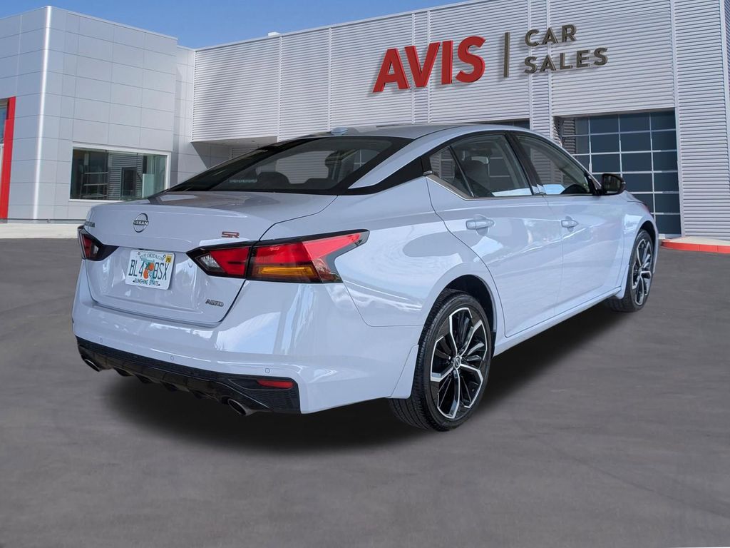 Thumbnail: 2025 Nissan Altima - 6