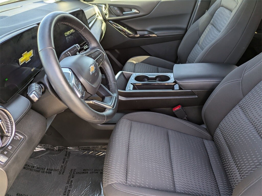 Thumbnail: 2025 Chevrolet Equinox - 23