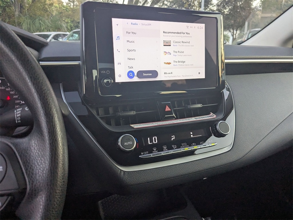 Thumbnail: 2025 Toyota Corolla - 19