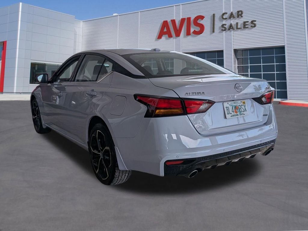 Thumbnail: 2025 Nissan Altima - 10