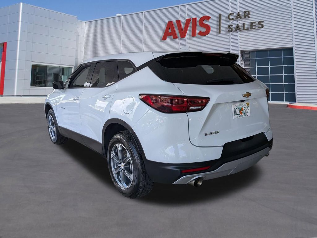 Thumbnail: 2025 Chevrolet Blazer - 10