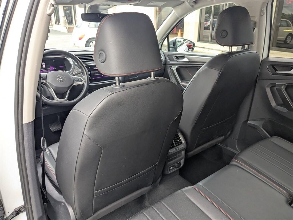 Thumbnail: 2024 Volkswagen Tiguan - 22