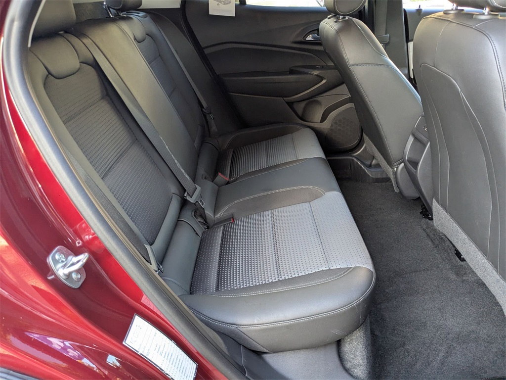 Thumbnail: 2025 Chevrolet Trax - 28