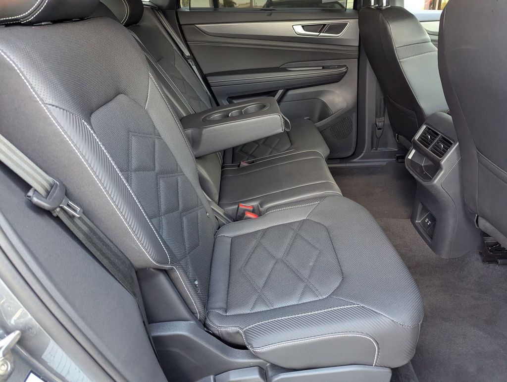 Thumbnail: 2025 Volkswagen Atlas - 25