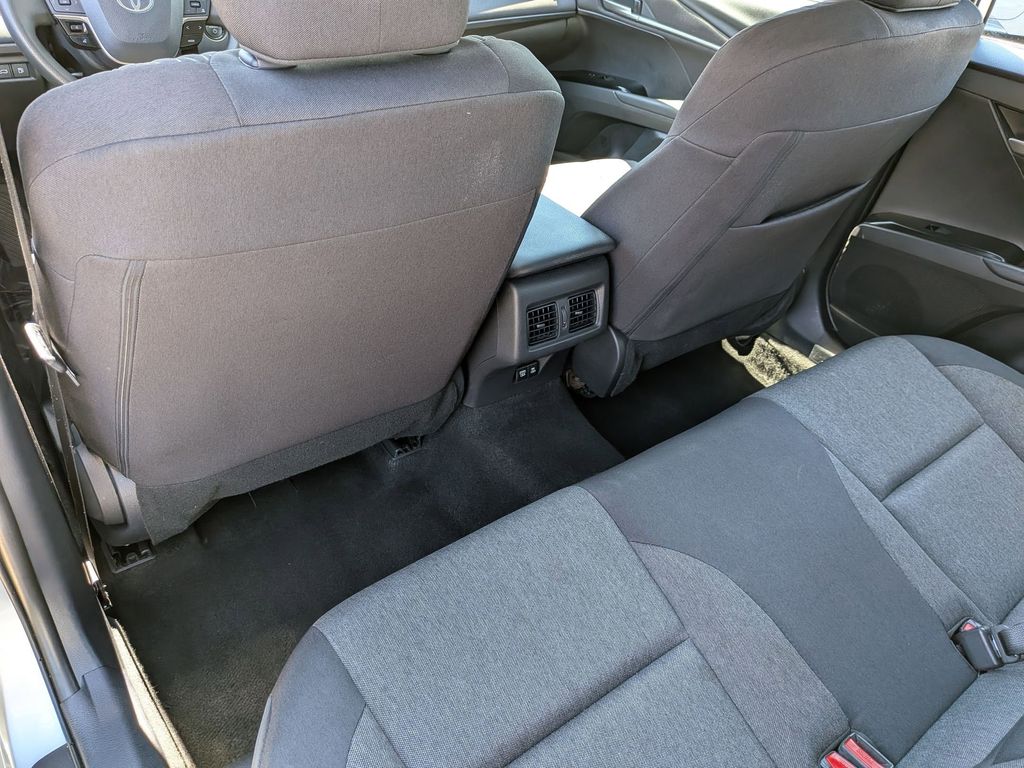 Thumbnail: 2025 Toyota Camry - 19