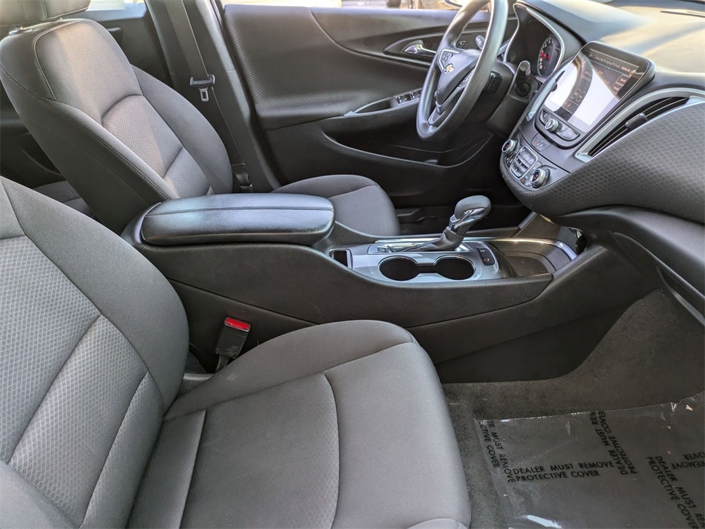 Thumbnail: 2024 Chevrolet Malibu - 30