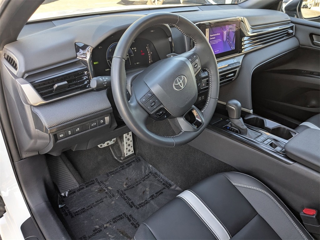 Thumbnail: 2025 Toyota Camry - 13