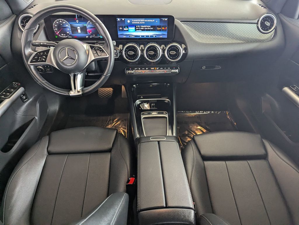 Thumbnail: 2025 Mercedes-Benz GLA - 22