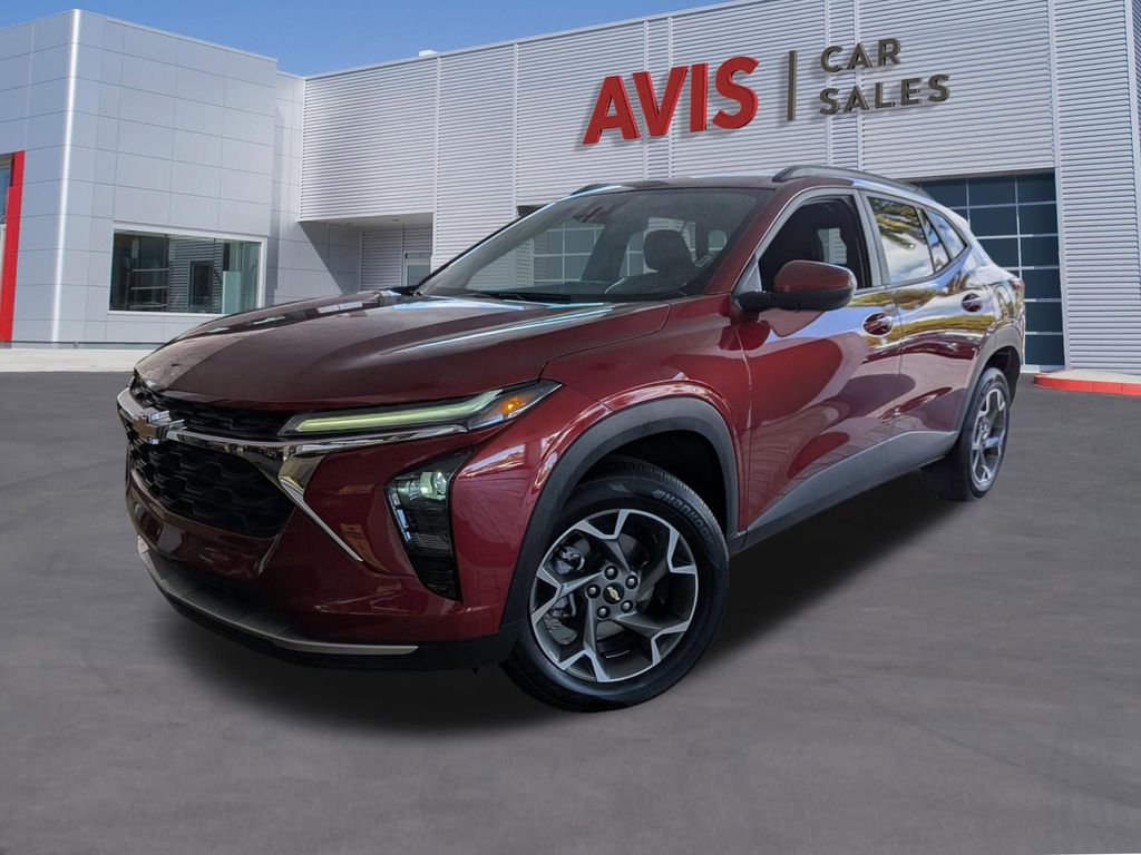 2025 Chevrolet Trax LT's photo