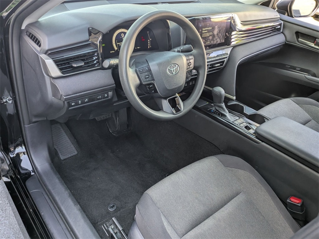 Thumbnail: 2025 Toyota Camry - 9