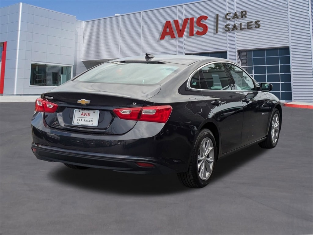Thumbnail: 2023 Chevrolet Malibu - 6