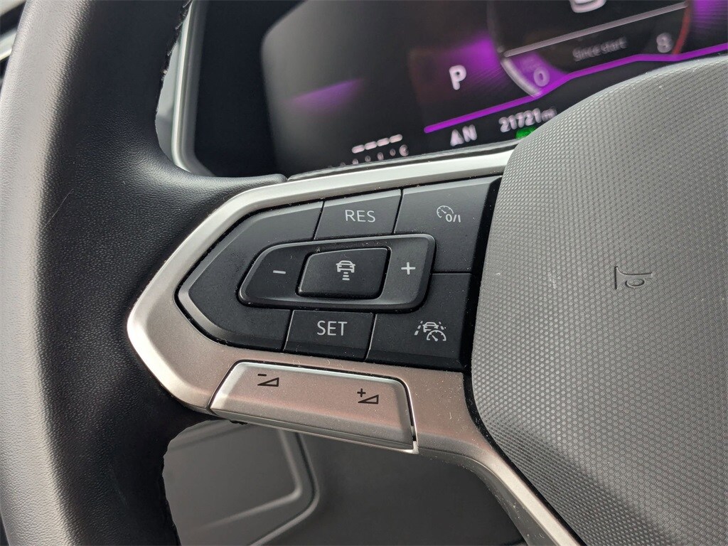 Thumbnail: 2024 Volkswagen Tiguan - 25