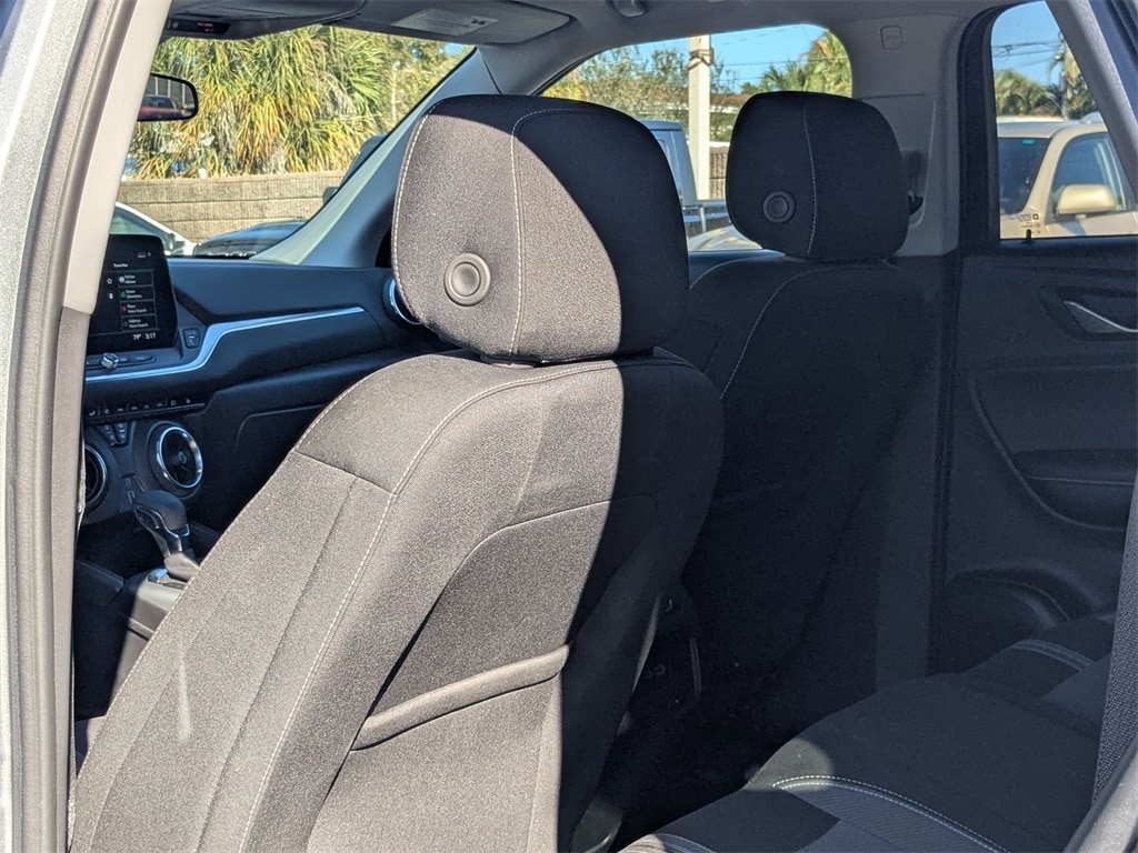 Thumbnail: 2025 Chevrolet Blazer - 21