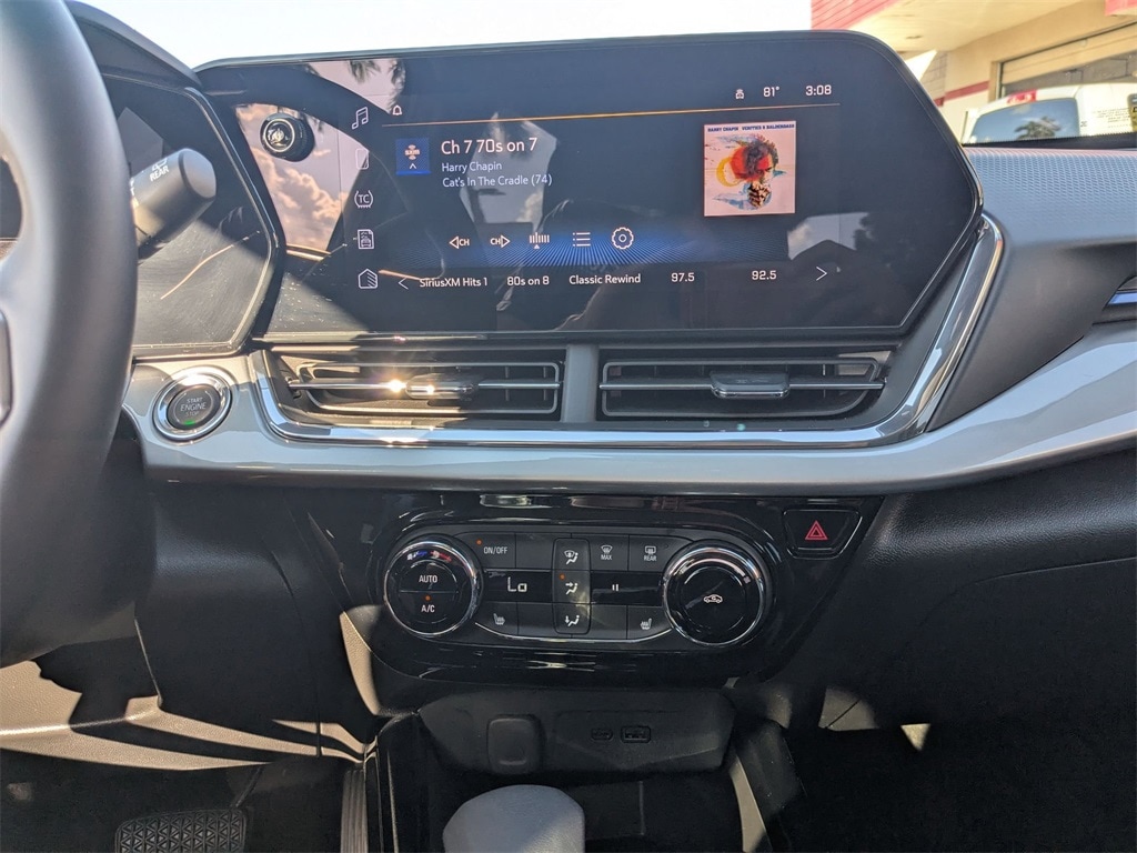 Thumbnail: 2025 Chevrolet Trax - 16