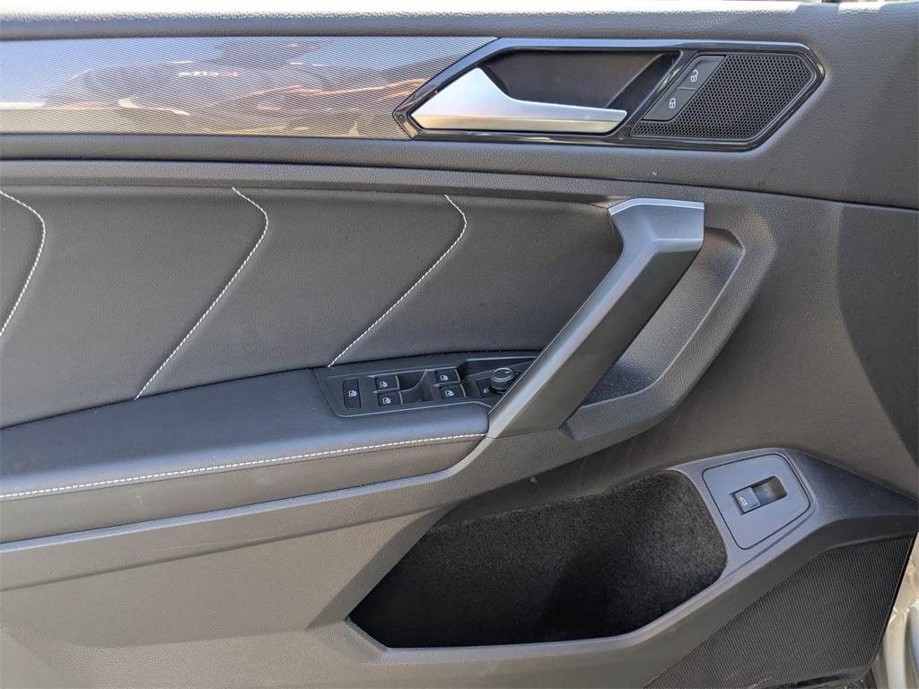 Thumbnail: 2024 Volkswagen Tiguan - 14