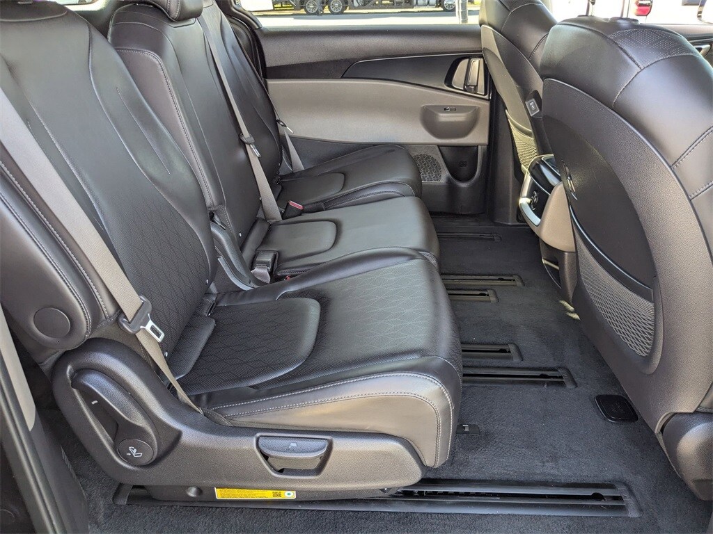 Thumbnail: 2025 Kia Carnival - 30