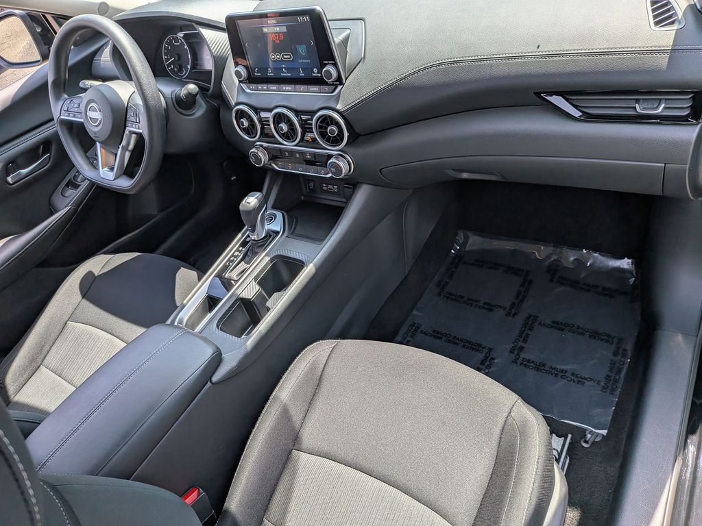 Thumbnail: 2025 Nissan Sentra - 31