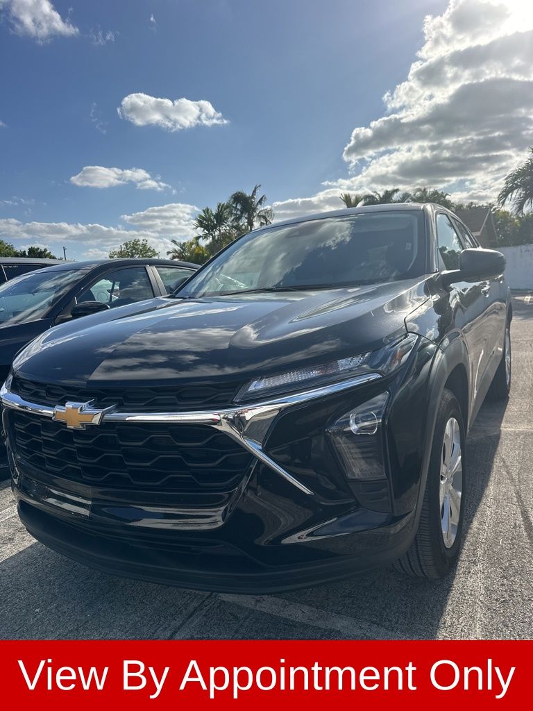 Thumbnail: 2025 Chevrolet Trax - 1