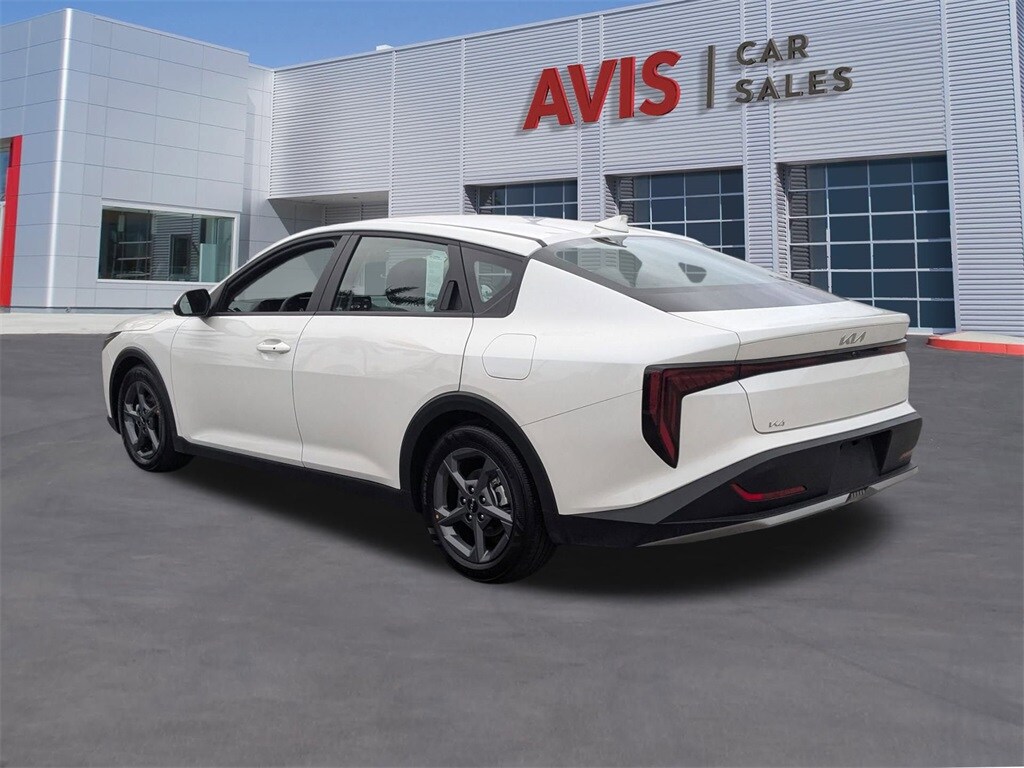 Thumbnail: 2025 Kia K4 - 10