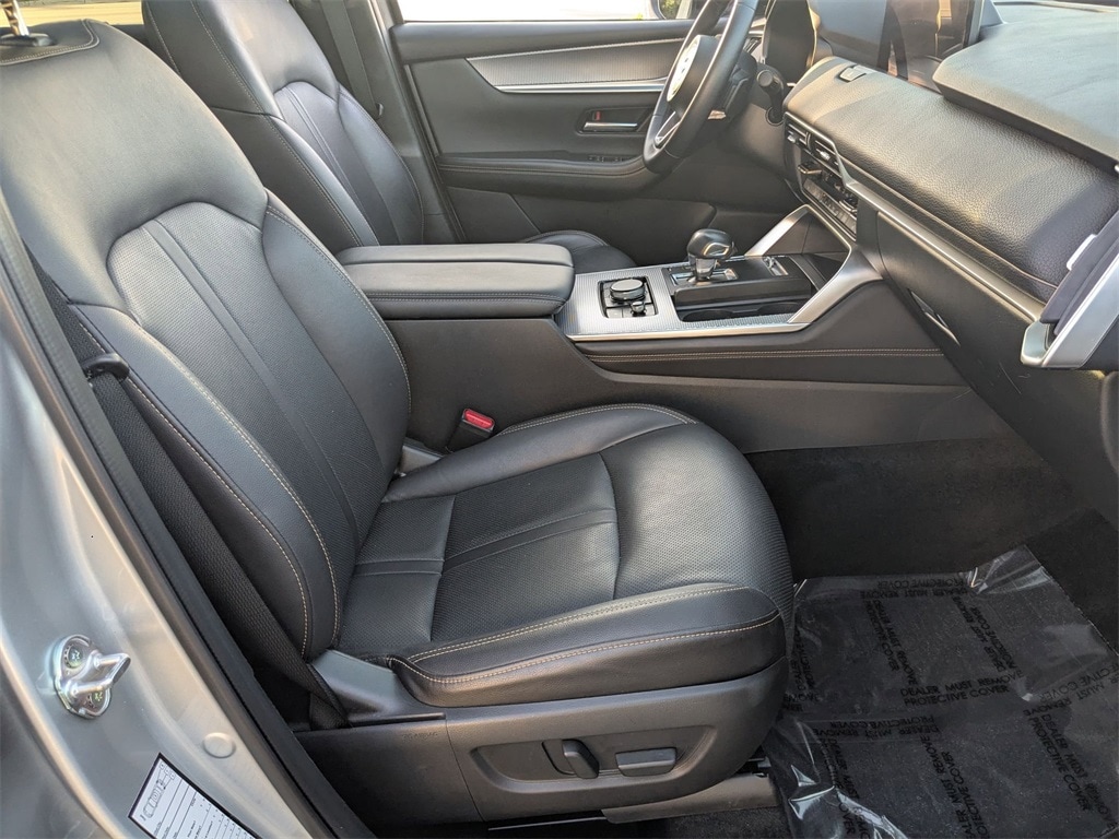 Thumbnail: 2025 Mazda CX-90 - 32