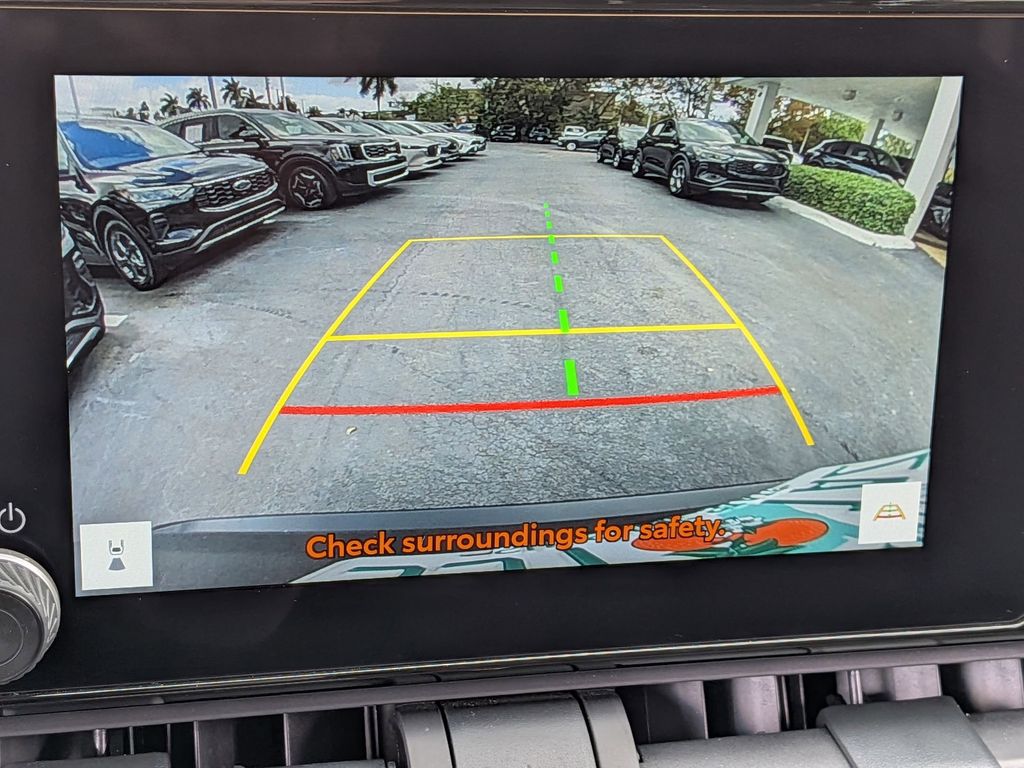 Thumbnail: 2025 Toyota RAV4 - 18