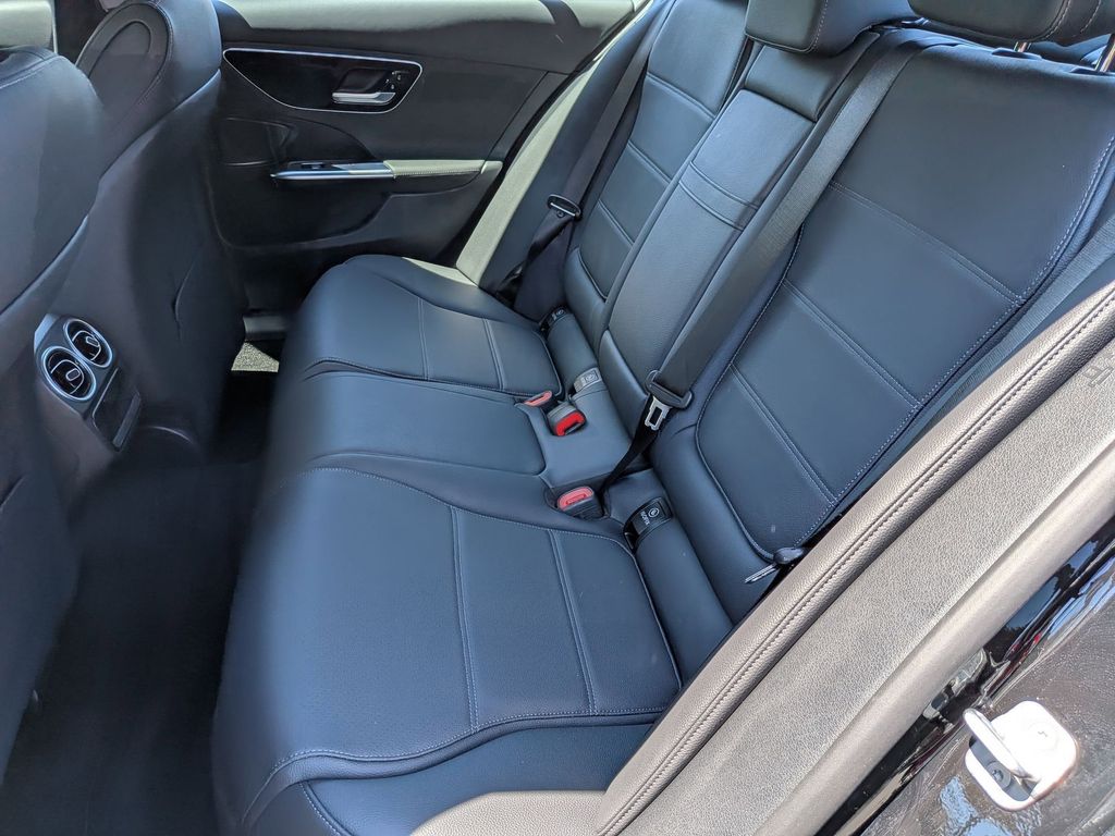 Thumbnail: 2025 Mercedes-Benz C-Class - 22