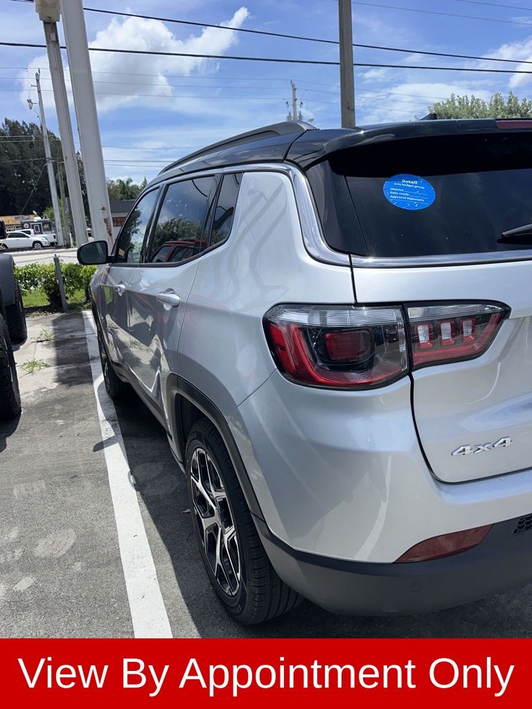 Thumbnail: 2025 Jeep Compass - 9