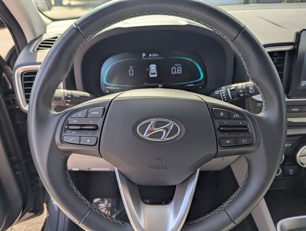 Thumbnail: 2025 Hyundai Venue - 17