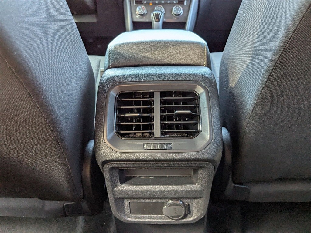 Thumbnail: 2024 Volkswagen Tiguan - 27