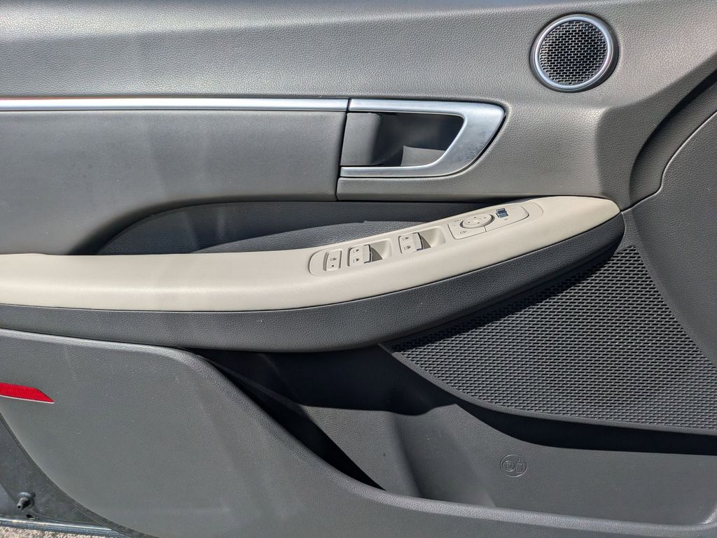 Thumbnail: 2025 Hyundai Sonata - 11