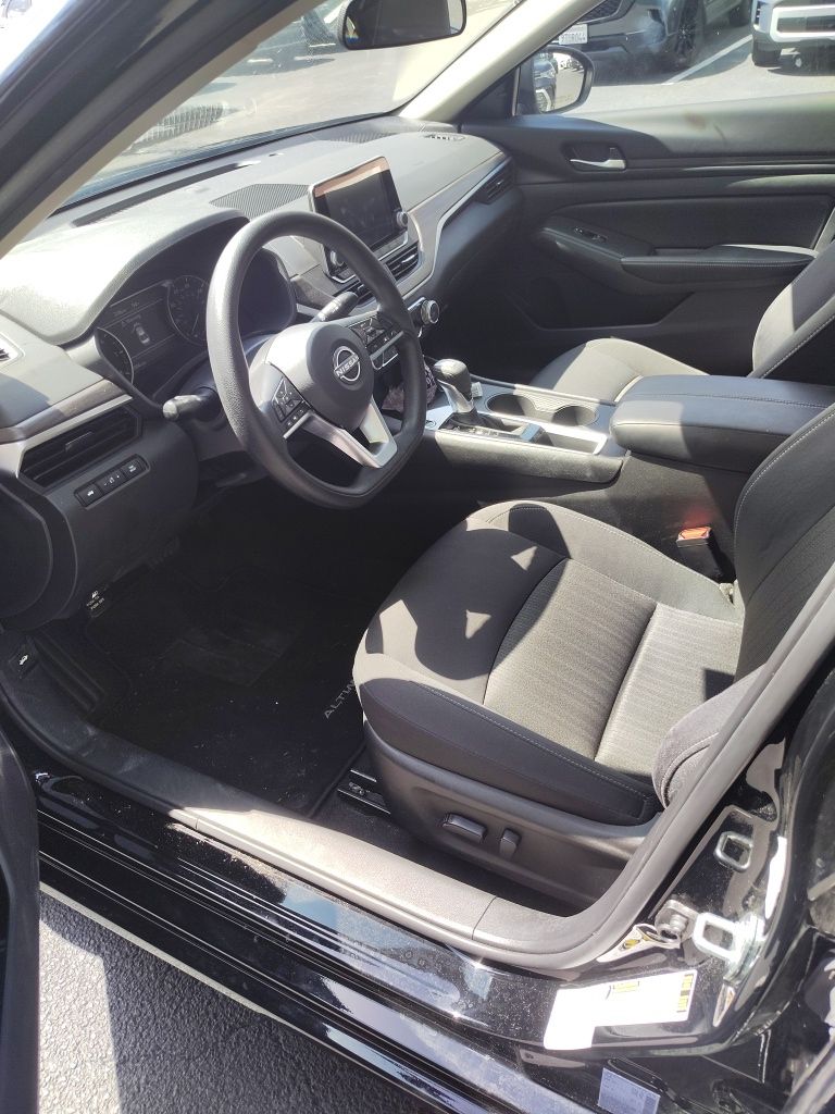 Thumbnail: 2025 Nissan Altima - 4