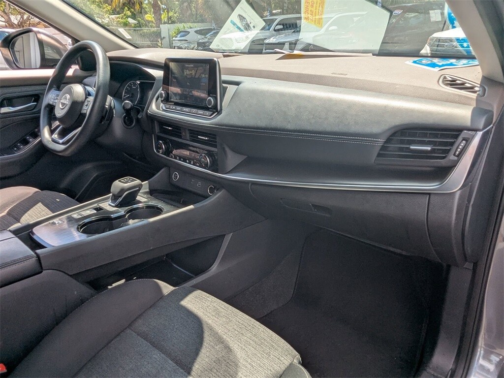 Thumbnail: 2023 Nissan Rogue - 27
