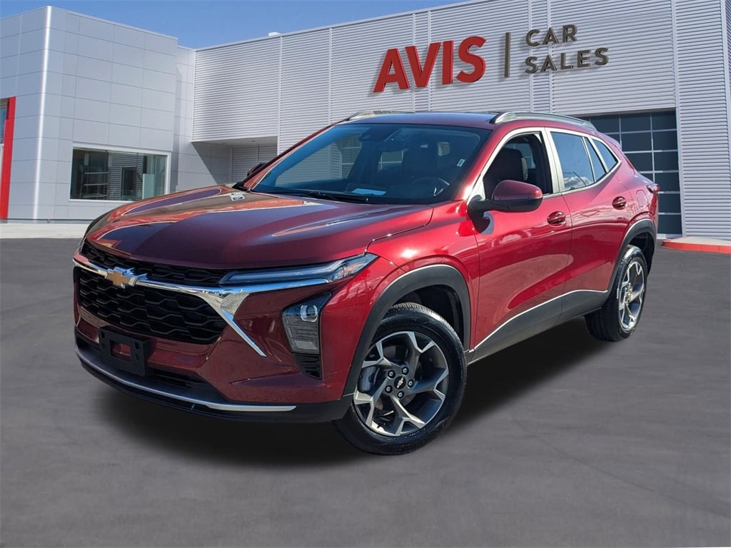 Thumbnail: 2025 Chevrolet Trax - 1