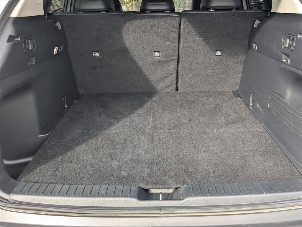 Thumbnail: 2025 Mazda CX-50 - 7