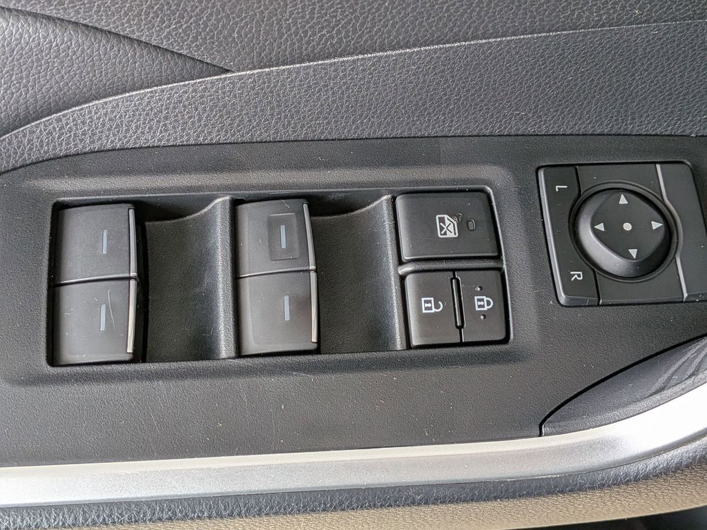 Thumbnail: 2025 Toyota RAV4 - 15