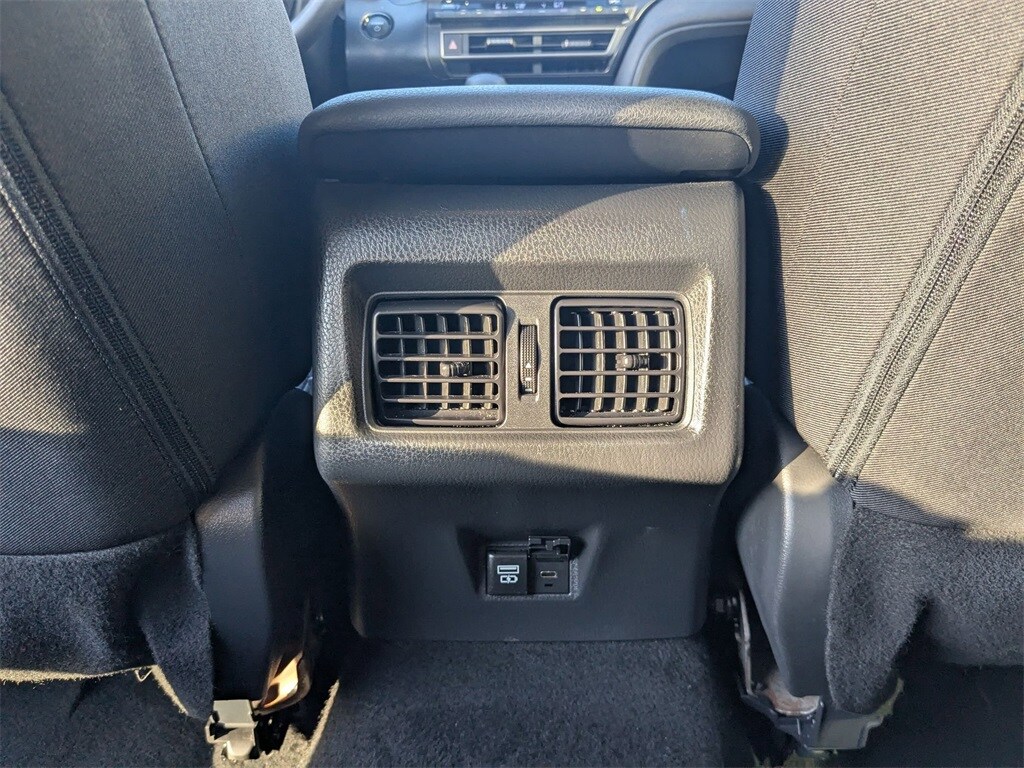 Thumbnail: 2025 Toyota Camry - 26