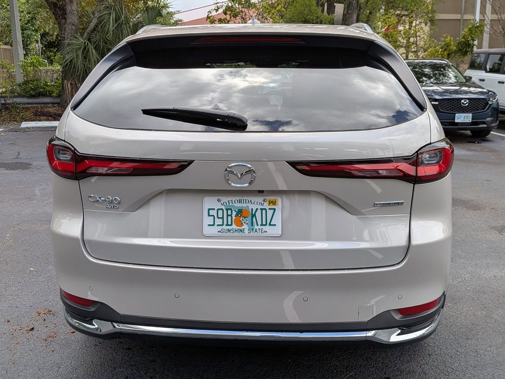 Thumbnail: 2025 Mazda CX-90 - 7