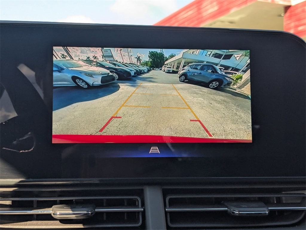 Thumbnail: 2025 Chevrolet Trax - 15