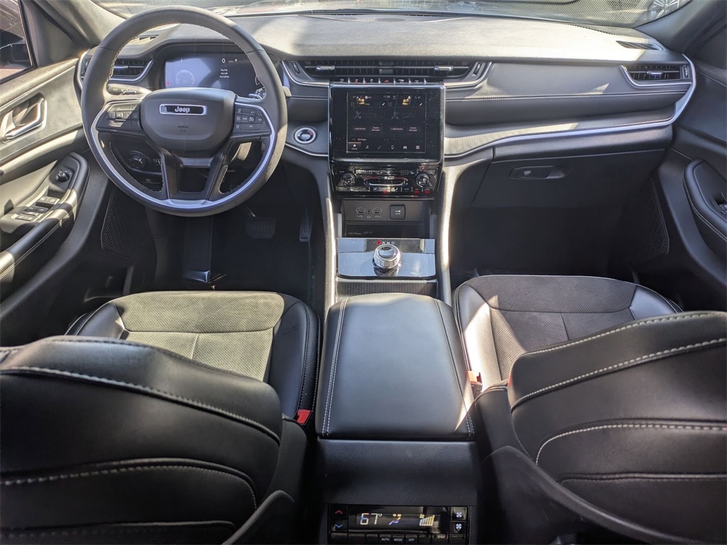 Thumbnail: 2024 Jeep Grand Cherokee L - 24