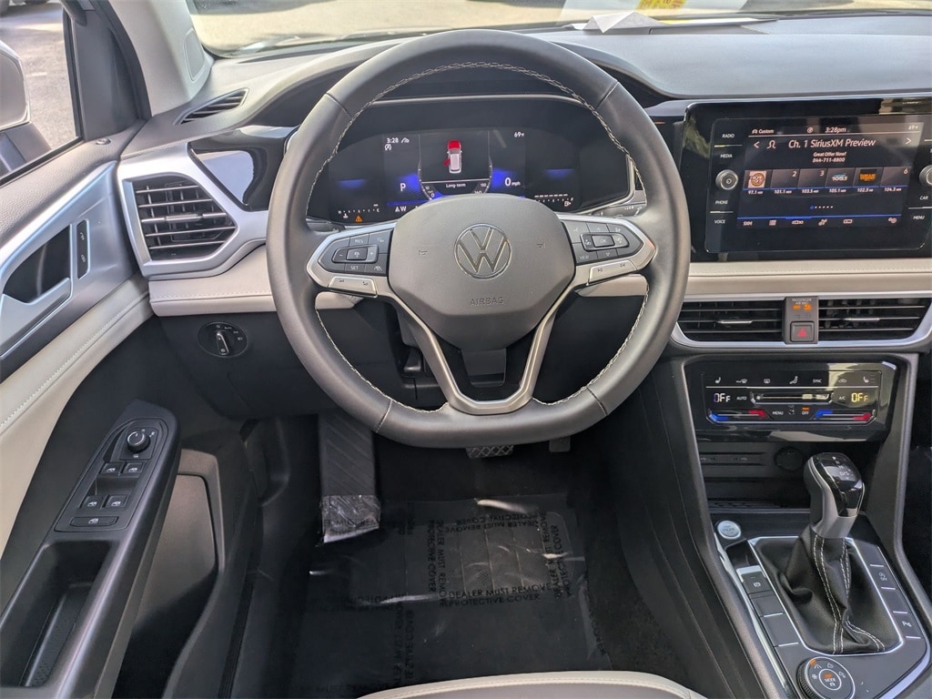 Thumbnail: 2025 Volkswagen Taos - 28