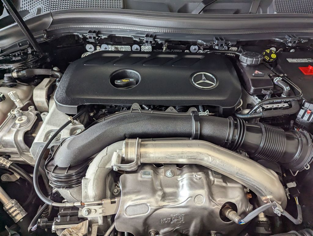 Thumbnail: 2025 Mercedes-Benz GLA - 28